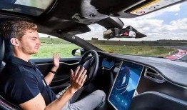 特斯拉新款内部爆料视频,颠覆性设计与性能解析