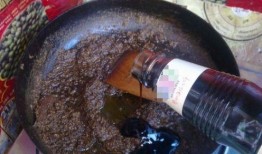 烧烤酱爆料调制视频,跟着视频轻松学会调酱技巧