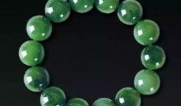 翡翠手串爆料解说视频下载,视频爆料背后的珍稀宝石传奇