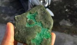 原石最新爆料图片,神秘元素揭示未来游戏世界