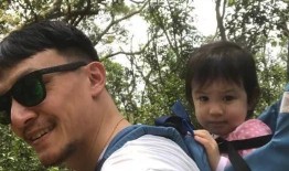 女儿爆料二叔打父亲视频,二叔暴打父亲，家庭悲剧引发社会关注