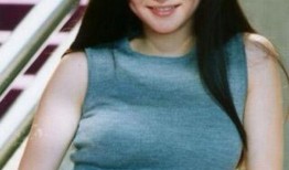 娱乐吃瓜女星私下关注,娱乐圈女神私下关注的神秘人物，吃瓜群众纷纷热议