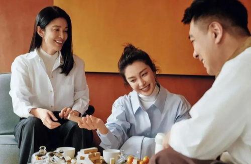 吃瓜系统娱乐圈短剧,吃瓜系统短剧揭秘明星幕后故事