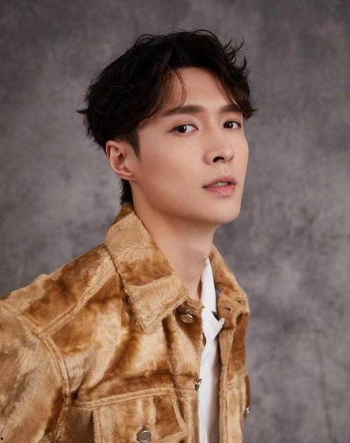 吃瓜娱乐张艺兴完整版,揭秘明星幕后生活