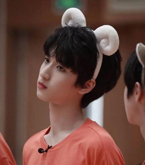 娱乐吃瓜君刘耀文