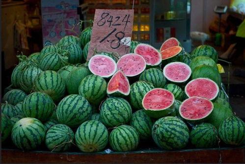 各种娱乐吃瓜图,揭秘明星们的幕后吃瓜大作战